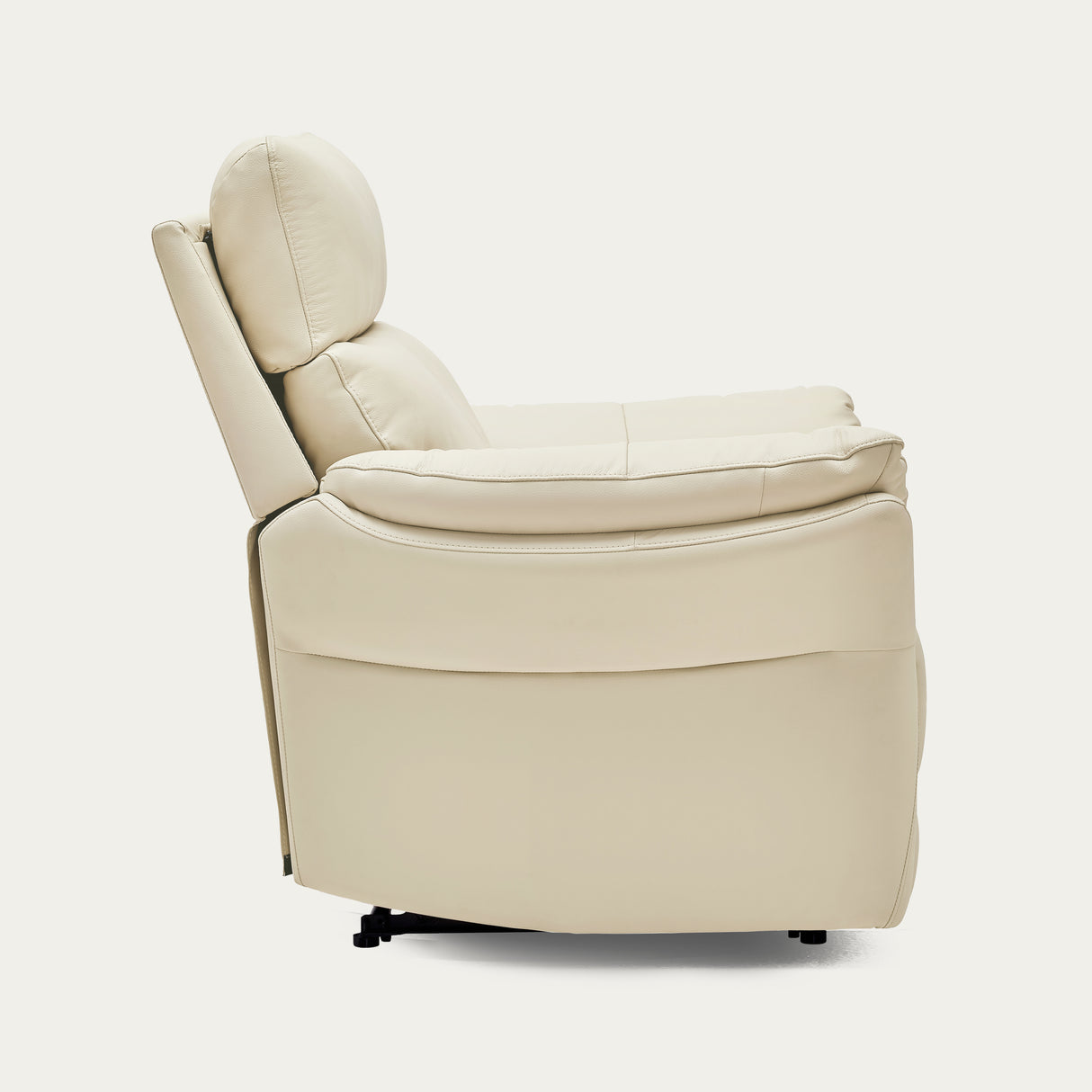 the side of airsky top-grain leather chair R1